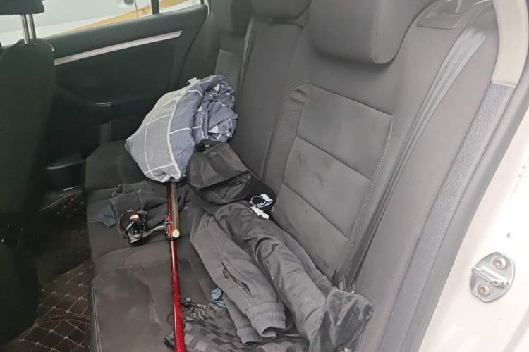 Used Volkswagen Golf 2011 1.4 TSI Comfort Travel Edition Left Rear Seat