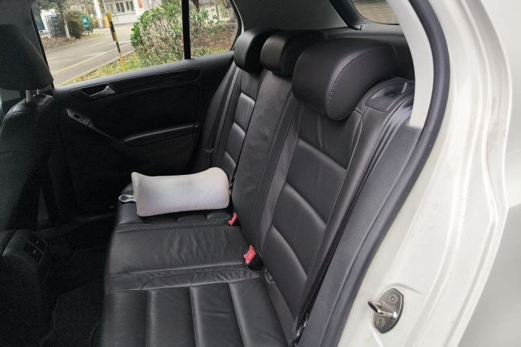 Used Volkswagen Golf 2011 1.4 TSI Automatic Comfort Model Left Rear Seat
