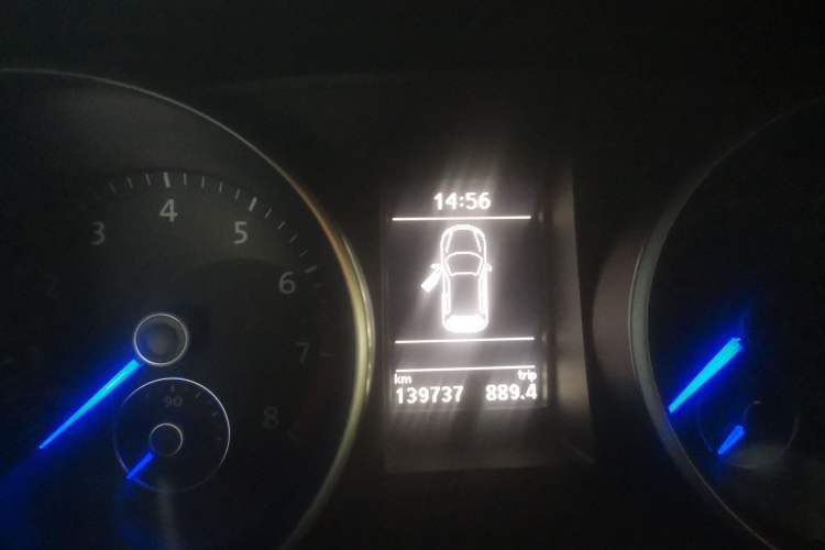 Used Volkswagen Golf 2011 2.0 TSI R Odometer Close Up