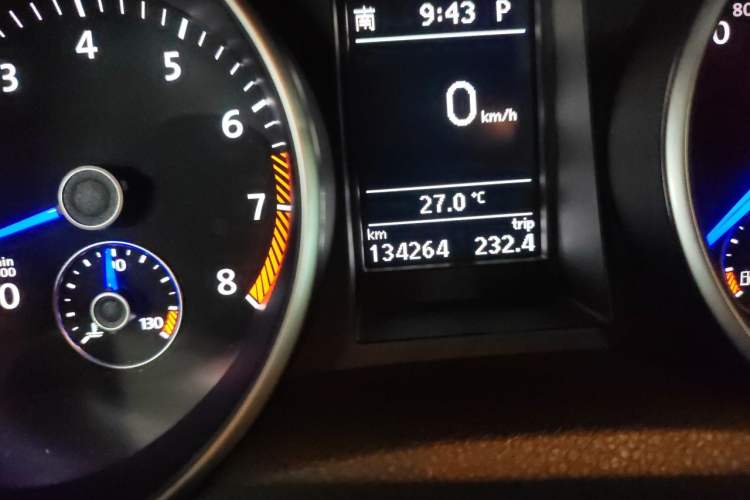 Used Volkswagen Golf 2011 2.0 TSI R Odometer Close Up