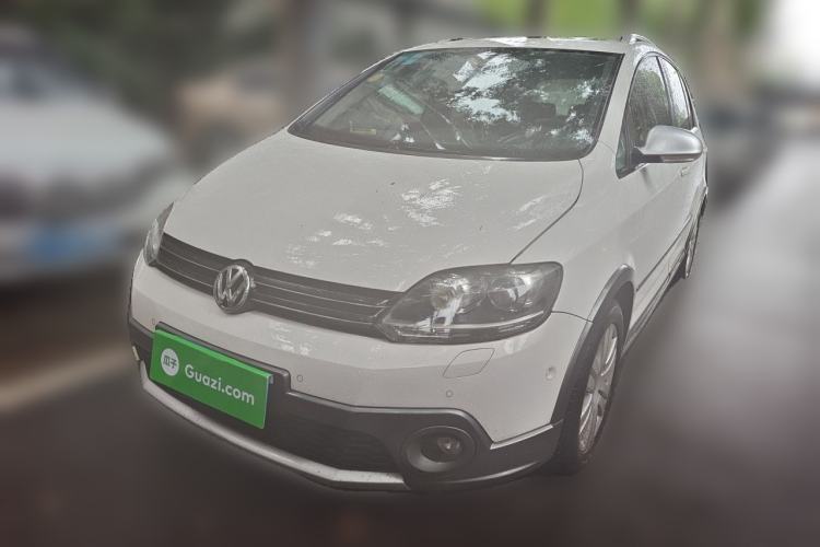 Used Volkswagen Golf 2011 1.4TSI Cross Golf Guazi used car, China used car export, Used car for sale, Used  cars, Cheapest cars for sale