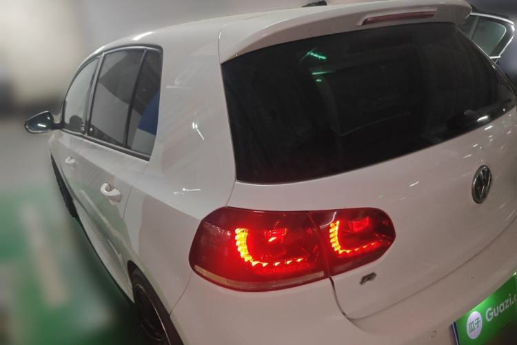 Used Volkswagen Golf 2011 2.0 TSI R Rear Left 45 Deg