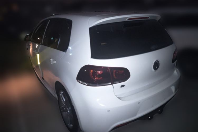 Used Volkswagen Golf 2011 2.0 TSI R Rear Left 45 Deg