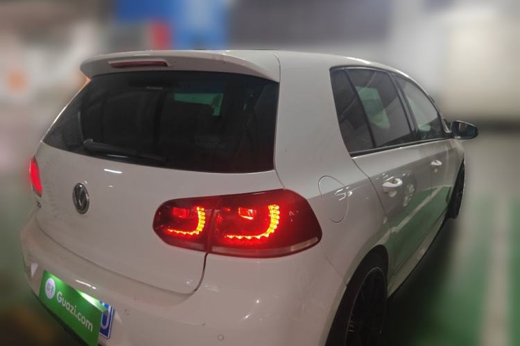 Used Volkswagen Golf 2011 2.0 TSI R Rear Right 45 Deg