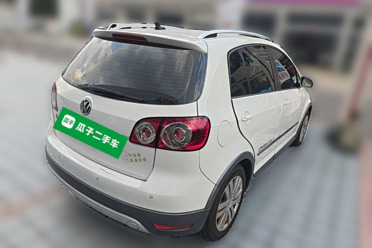 Used Volkswagen Golf 2011 1.4TSI Cross Golf Rear Right 45 Deg