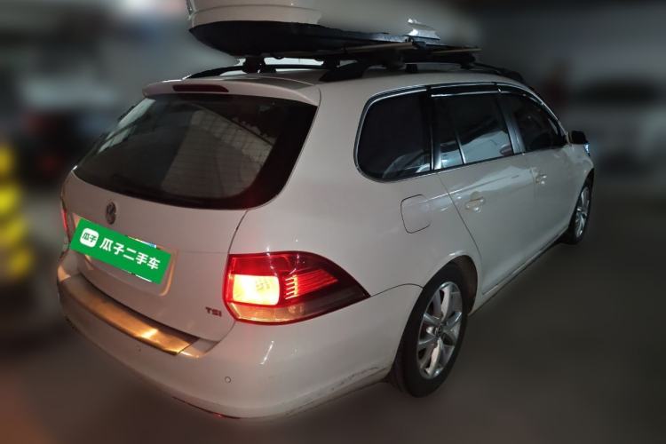 Used Volkswagen Golf 2011 1.4 TSI Comfort Travel Edition Rear Right 45 Deg
