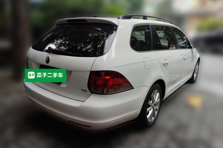 Used Volkswagen Golf 2011 1.4 TSI Comfort Travel Edition Rear Right 45 Deg