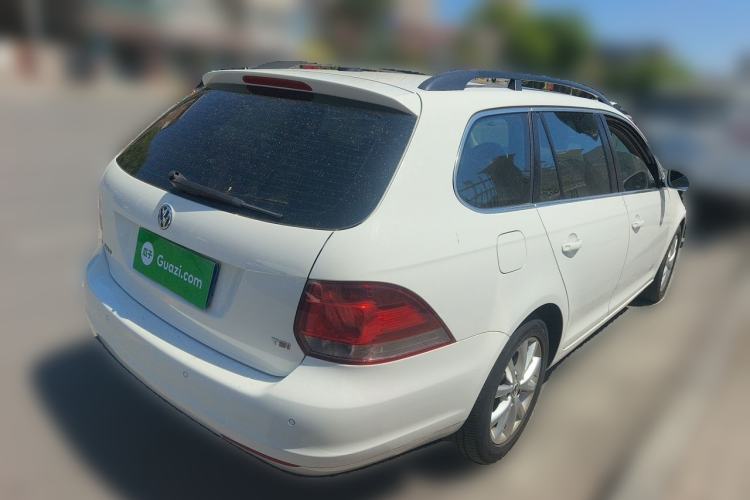Used Volkswagen Golf 2011 1.4 TSI Luxury Touring Edition Rear Right 45 Deg