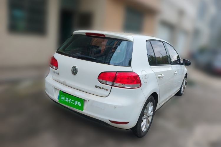 Used Volkswagen Golf 2011 1.4 TSI Automatic Comfort Model Rear Right 45 Deg
