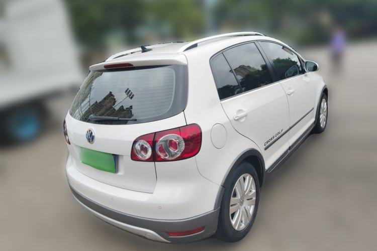 Used Volkswagen Golf 2011 1.4TSI Cross Golf Rear Right 45 Deg