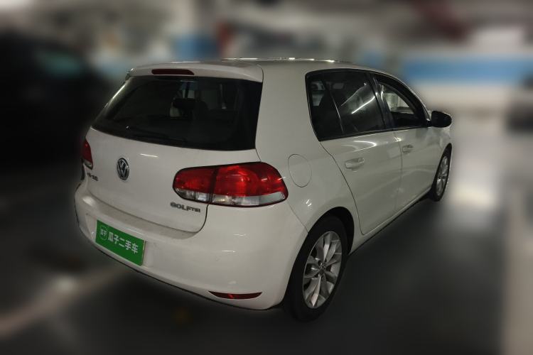 Used Volkswagen Golf 2011 1.4 TSI Automatic Comfort Model Rear Right 45 Deg