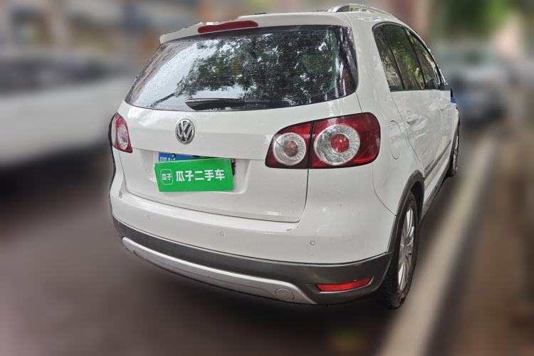 Used Volkswagen Golf 2011 1.4TSI Cross Golf Rear Right 45 Deg