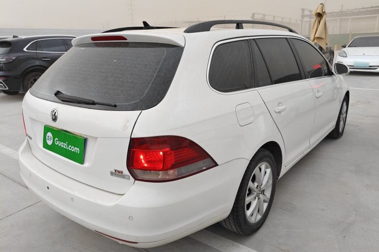 Used Volkswagen Golf 2011 1.4 TSI Luxury Touring Edition Rear Right 45 Deg