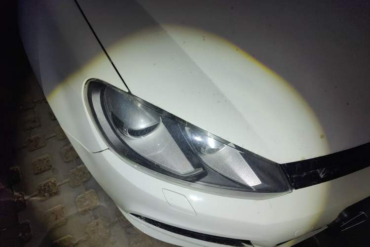 Used Volkswagen Golf 2011 2.0 TSI R Right Front Headlight