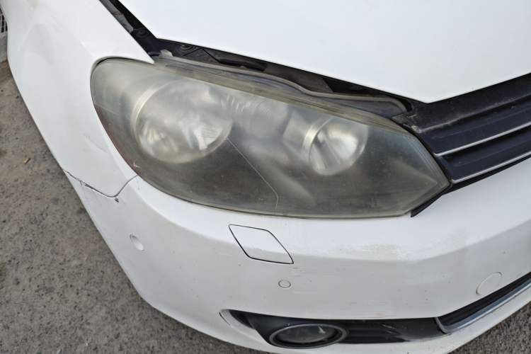 Used Volkswagen Golf 2011 1.4 TSI Comfort Travel Edition Right Front Headlight