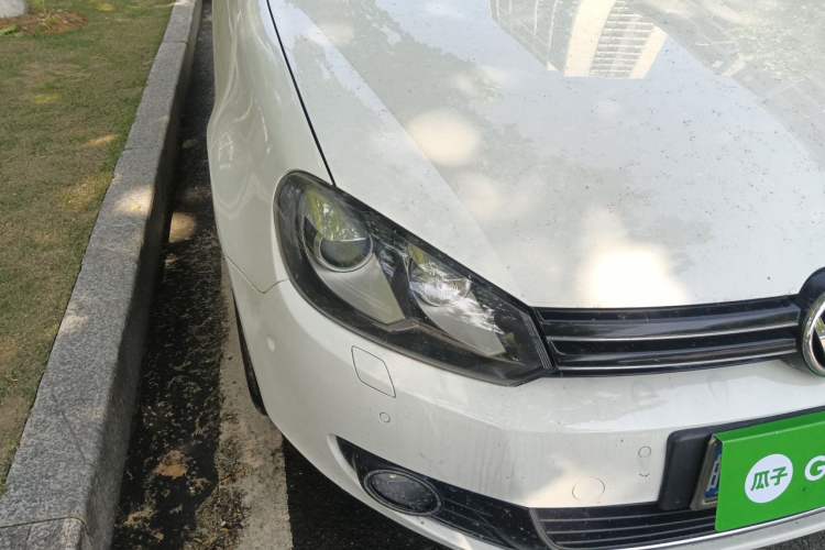 Used Volkswagen Golf 2011 1.4 TSI Luxury Touring Edition Right Front Headlight