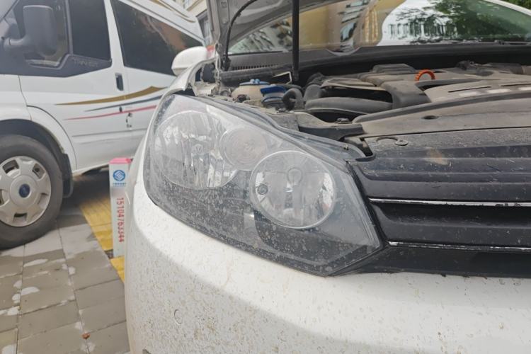 Used Volkswagen Golf 2011 1.4 TSI Comfort Travel Edition Right Front Headlight
