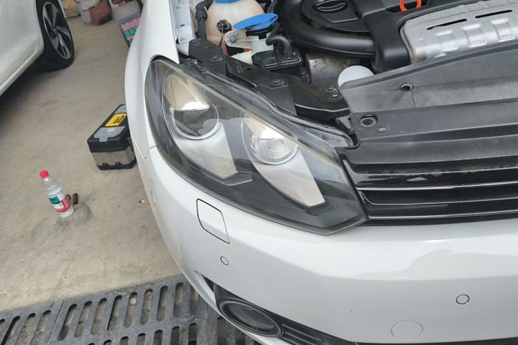 Used Volkswagen Golf 2011 1.4 TSI Luxury Touring Edition Right Front Headlight