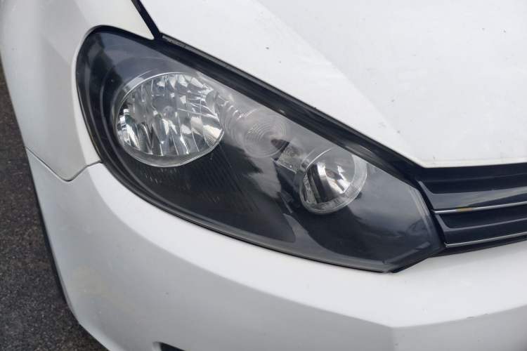 Used Volkswagen Golf 2011 1.4 TSI Automatic Comfort Model Right Front Headlight