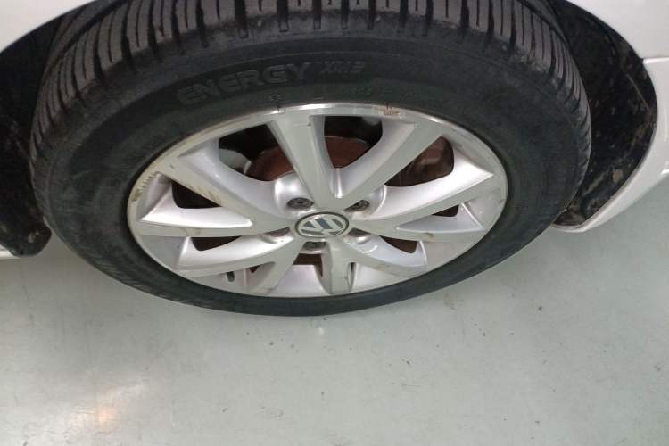 Used Volkswagen Golf 2011 1.4 TSI Luxury Touring Edition Right Rear Wheel Hub