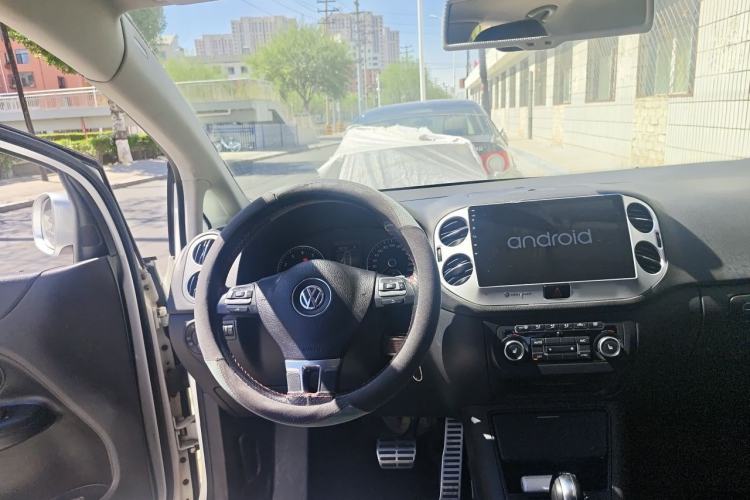 Used Volkswagen Golf 2011 1.4TSI Cross Golf Steering Wheel