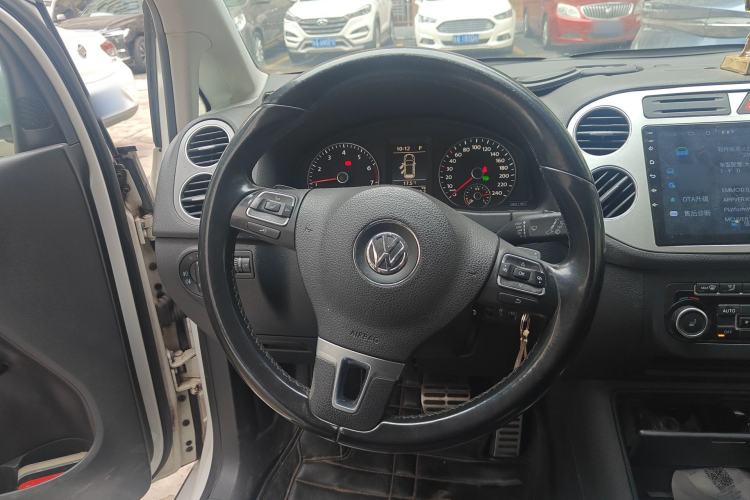 Used Volkswagen Golf 2011 1.4TSI Cross Golf Steering Wheel