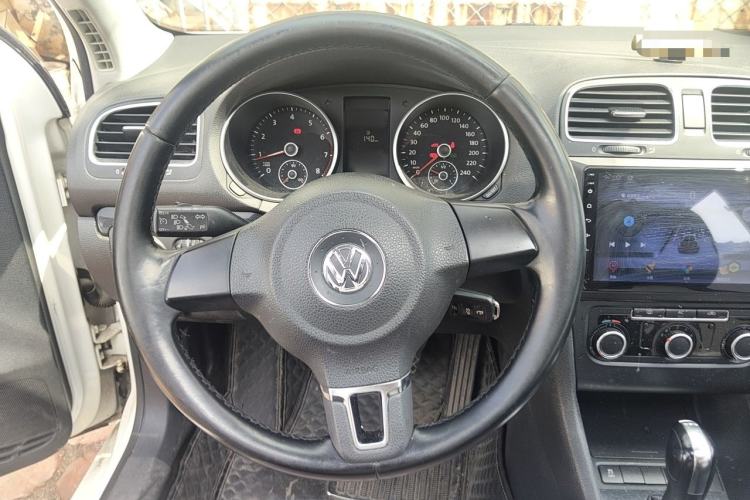 Used Volkswagen Golf 2011 1.4 TSI Automatic Comfort Model Steering Wheel