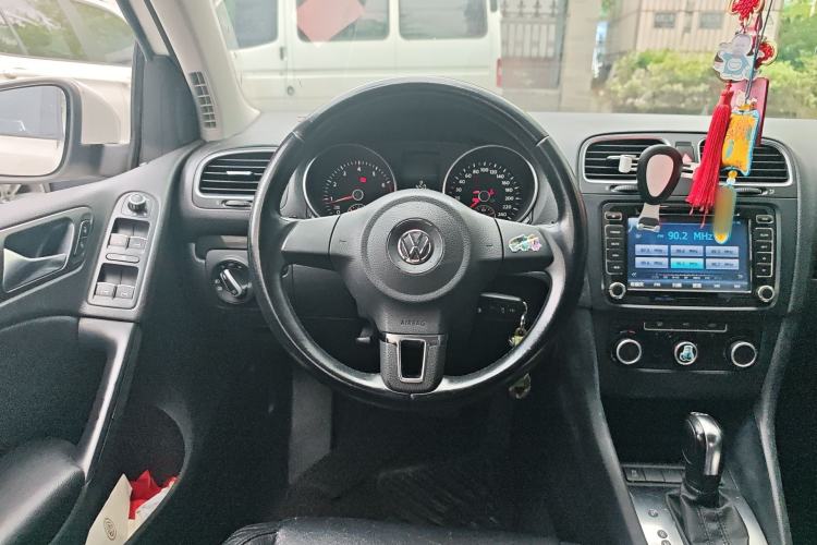 Used Volkswagen Golf 2011 1.4 TSI Automatic Comfort Model Steering Wheel
