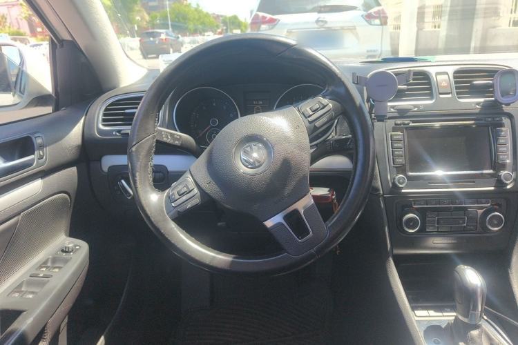 Used Volkswagen Golf 2011 1.4 TSI Luxury Touring Edition Steering Wheel