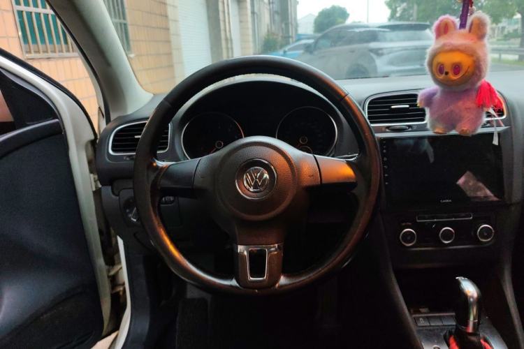 Used Volkswagen Golf 2011 1.4 TSI Automatic Comfort Model Steering Wheel