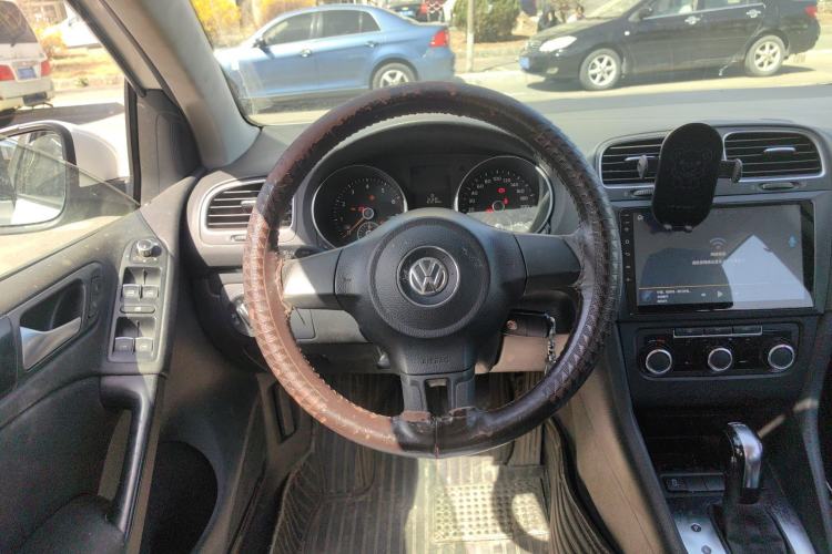 Used Volkswagen Golf 2011 1.4 TSI Automatic Comfort Model Steering Wheel