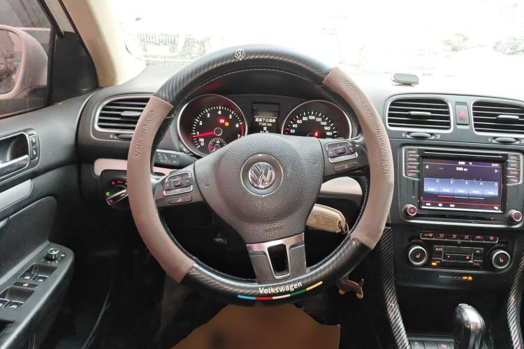 Used Volkswagen Golf 2011 1.4 TSI Luxury Touring Edition Steering Wheel