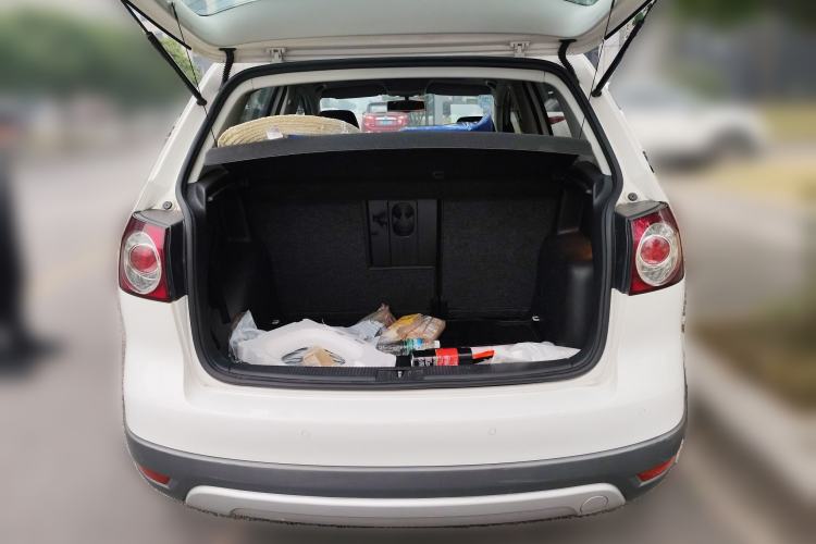 Used Volkswagen Golf 2011 1.4TSI Cross Golf Trunk