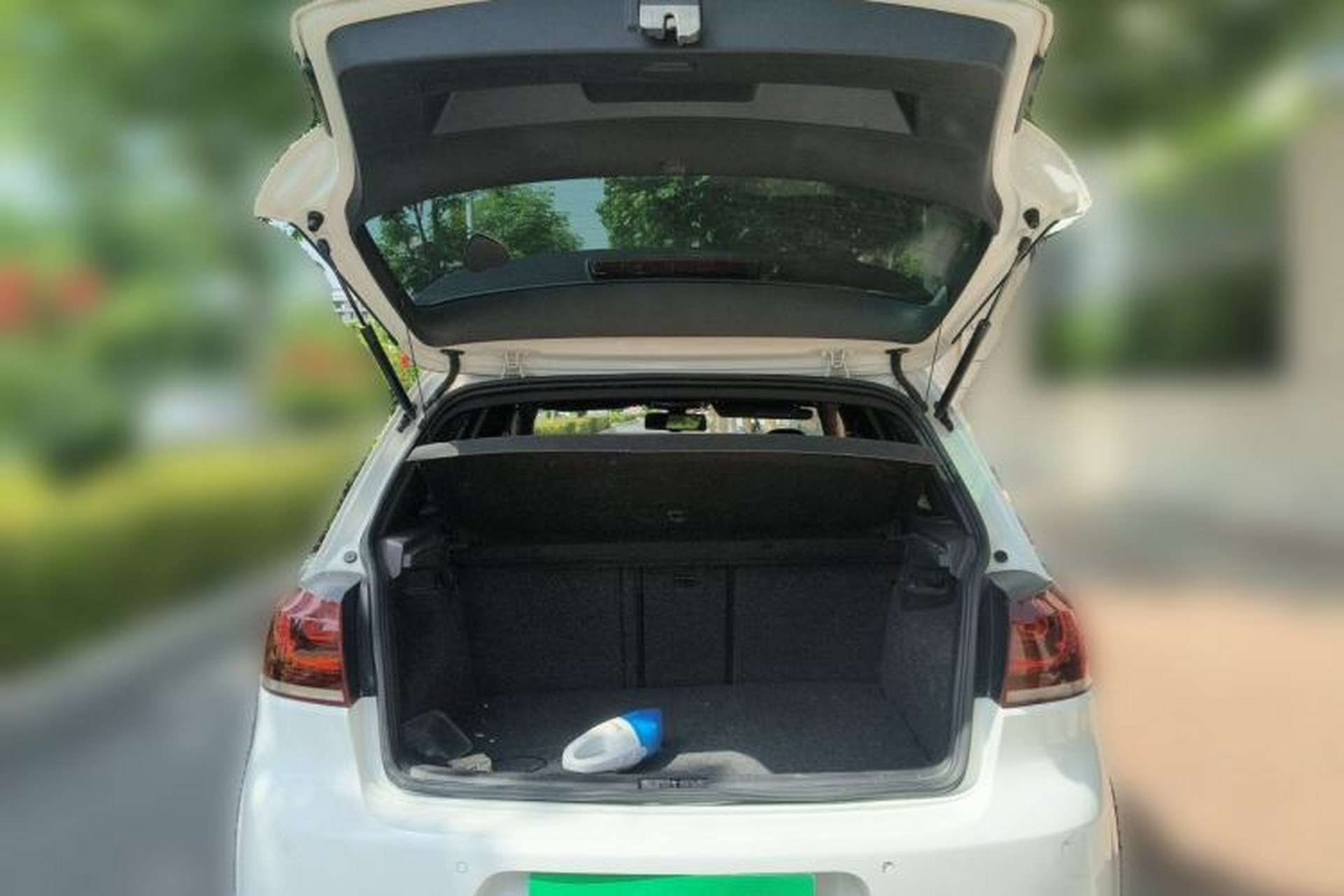 Used Volkswagen Golf 2011 2.0 TSI R Trunk