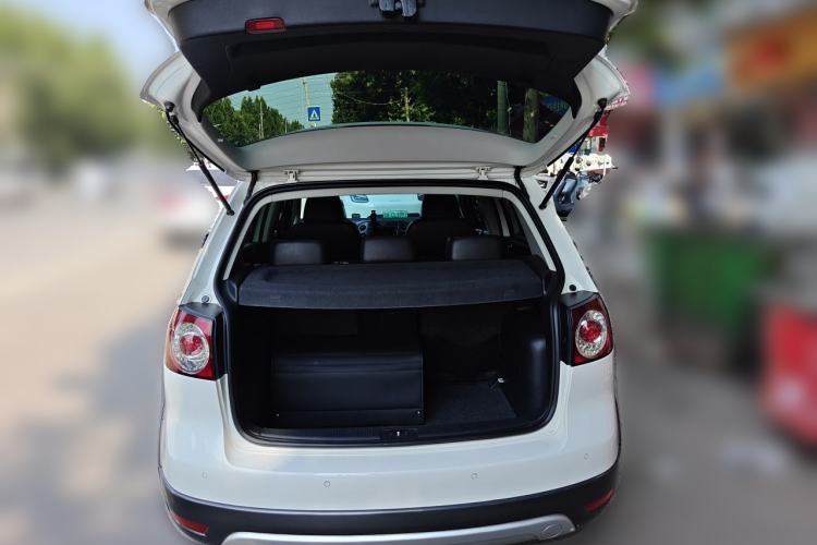 Used Volkswagen Golf 2011 1.4TSI Cross Golf Trunk
