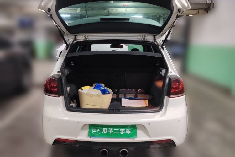 Used Volkswagen Golf 2011 2.0 TSI R Trunk