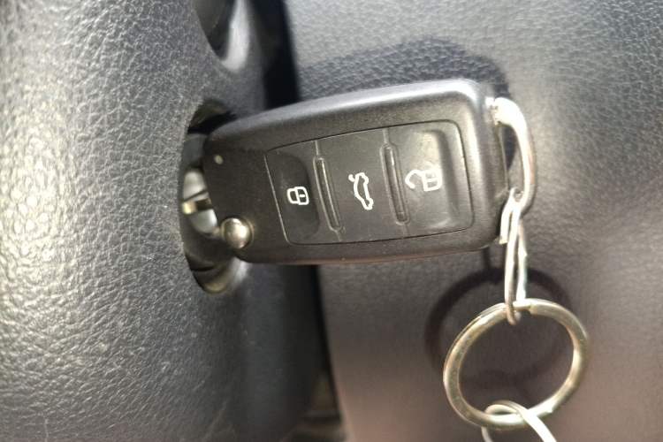 Used Volkswagen Golf 2011 1.4TSI Cross Golf Vehicle Key