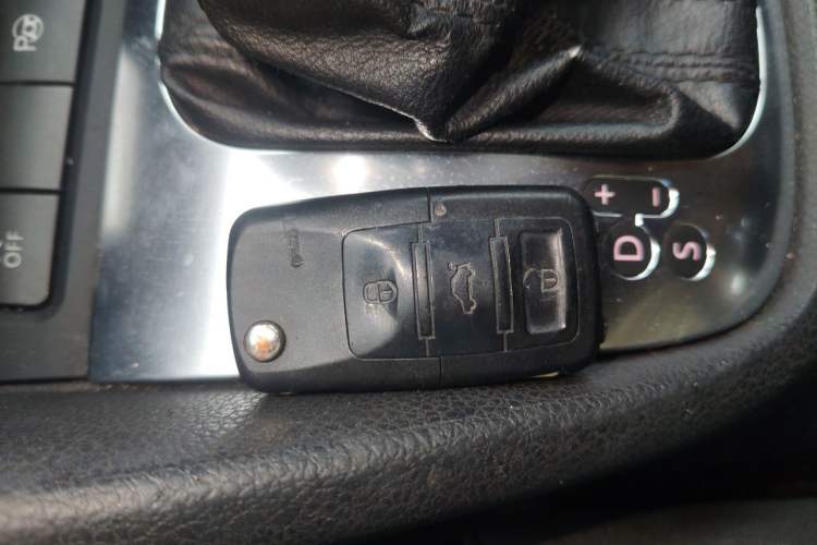 Used Volkswagen Golf 2011 1.4 TSI Luxury Touring Edition Vehicle Key