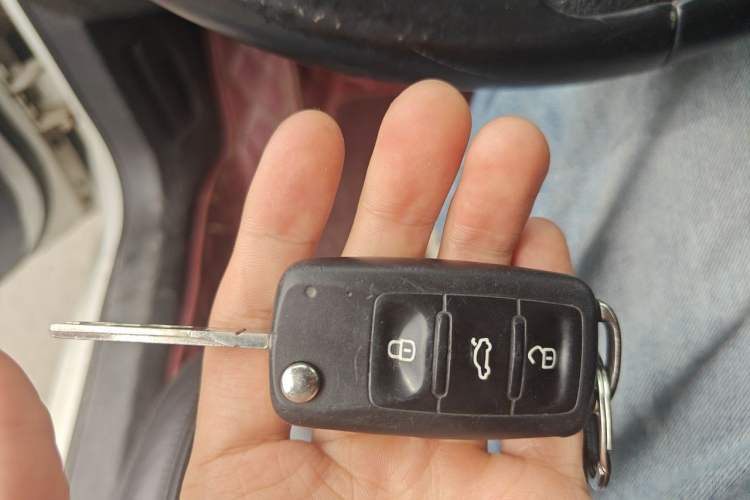 Used Volkswagen Golf 2011 1.4 TSI Luxury Touring Edition Vehicle Key