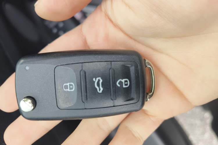 Used Volkswagen Golf 2011 1.4TSI Cross Golf Vehicle Key
