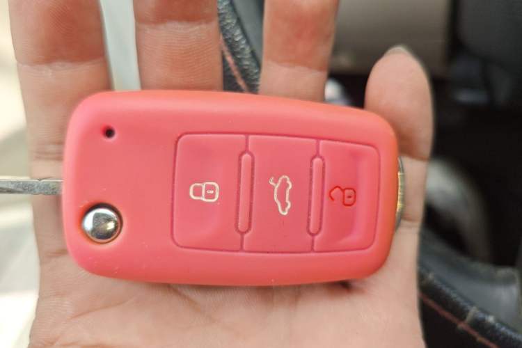 Used Volkswagen Golf 2011 1.4 TSI Manual Comfort Edition Vehicle Key