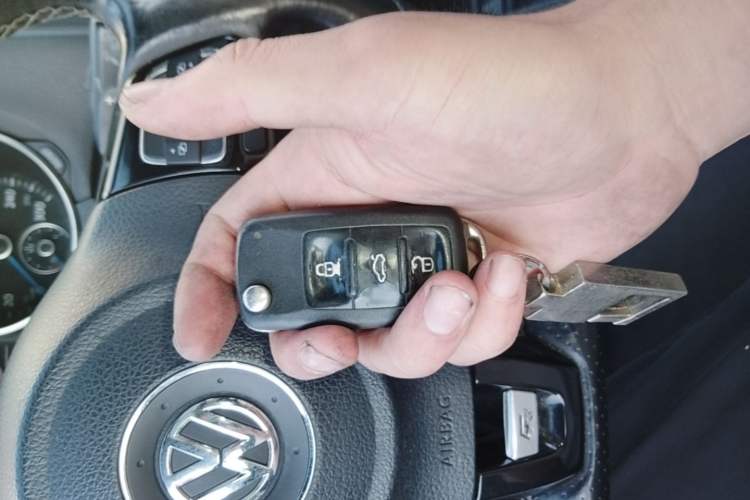 Used Volkswagen Golf 2011 2.0 TSI R Vehicle Key