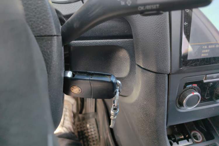 Used Volkswagen Golf 2011 1.4 TSI Automatic Comfort Model Vehicle Key