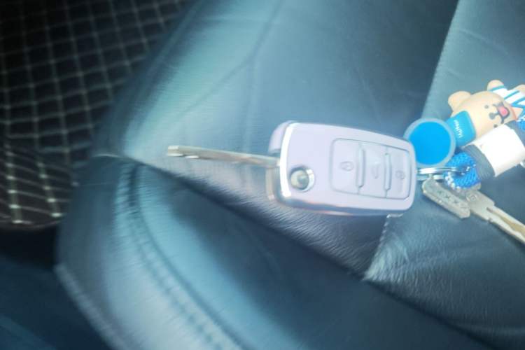 Used Volkswagen Golf 2011 1.4 TSI Automatic Luxury Edition Vehicle Key