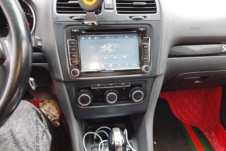 Used Volkswagen Golf 2012 1.4 TSI Automatic Comfort Edition Audio And AC Panel