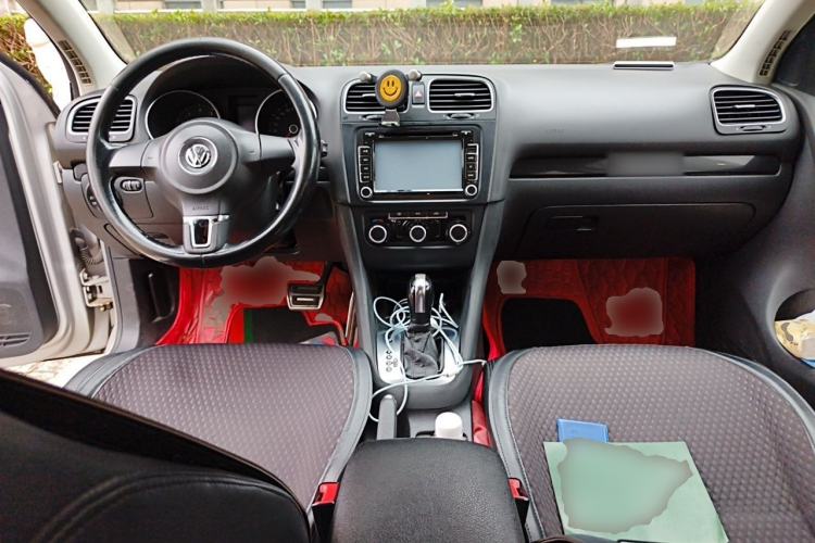 Used Volkswagen Golf 2012 1.4 TSI Automatic Comfort Edition Center Console