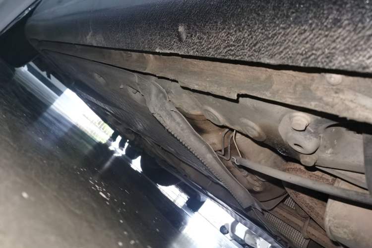 Used Volkswagen Golf 2012 1.6 Manual Comfort Edition Chassis Rear Left