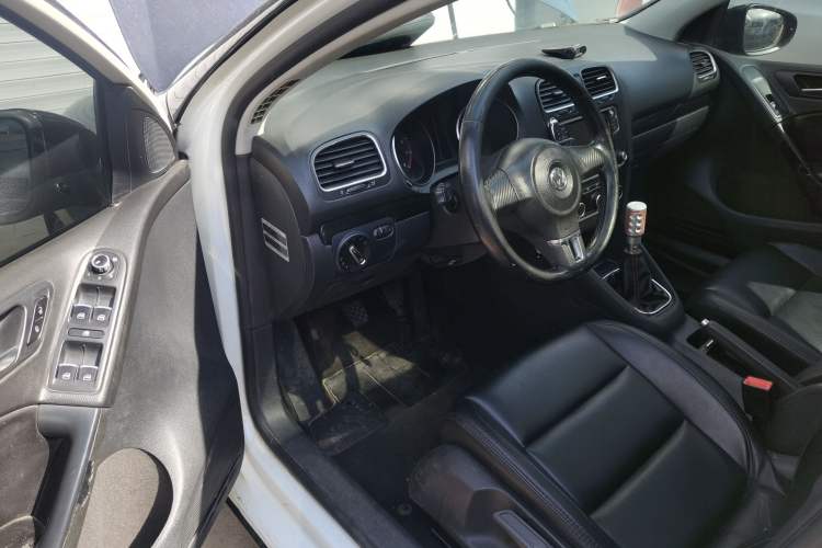 Used Volkswagen Golf 2012 1.4 TSI Manual Comfort Edition Driver Seat