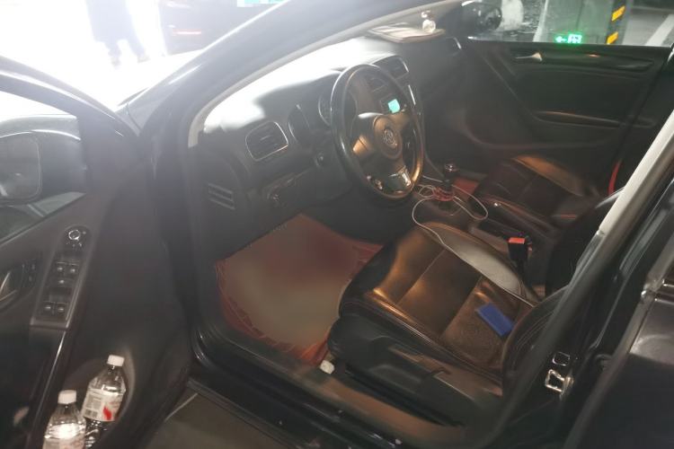Used Volkswagen Golf 2012 1.6 Manual Comfort Edition Driver Seat