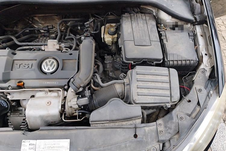 Used Volkswagen Golf 2012 1.4 TSI Automatic Comfort Edition Engine Bay Left
